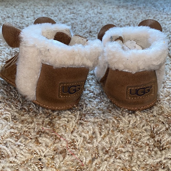 Toddler Ugg Boots - Picture 3 of 5